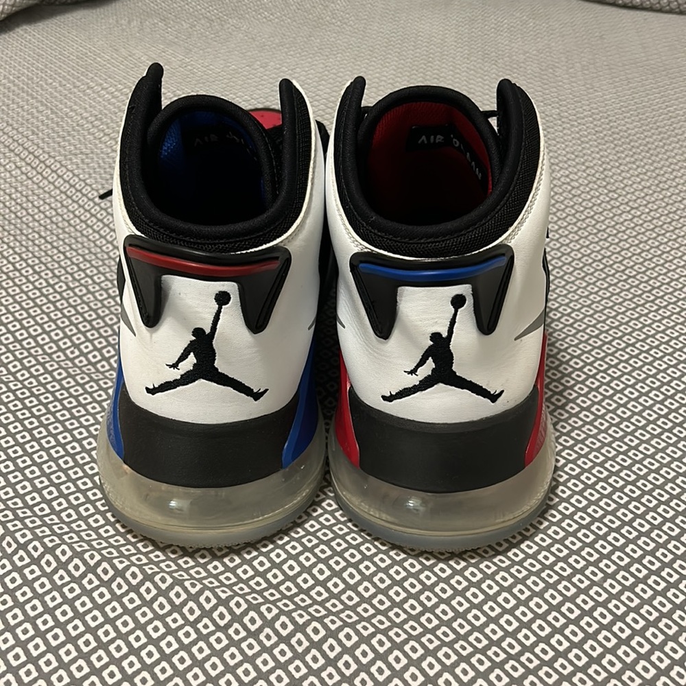 🔥 Jordan Mars 270 – Red & Blue Colorway – Men’s Size 12 – Excellent Condition 🔥 - Picture 2 of 5